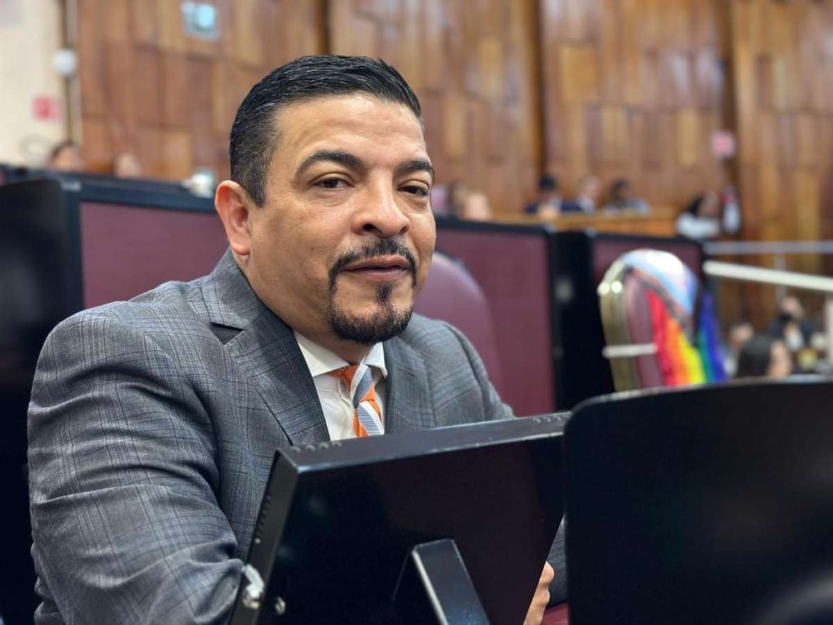 Torre Centro, fruto de la corrupción, pone en riesgo a ciudadanos: Gómez Cazarín