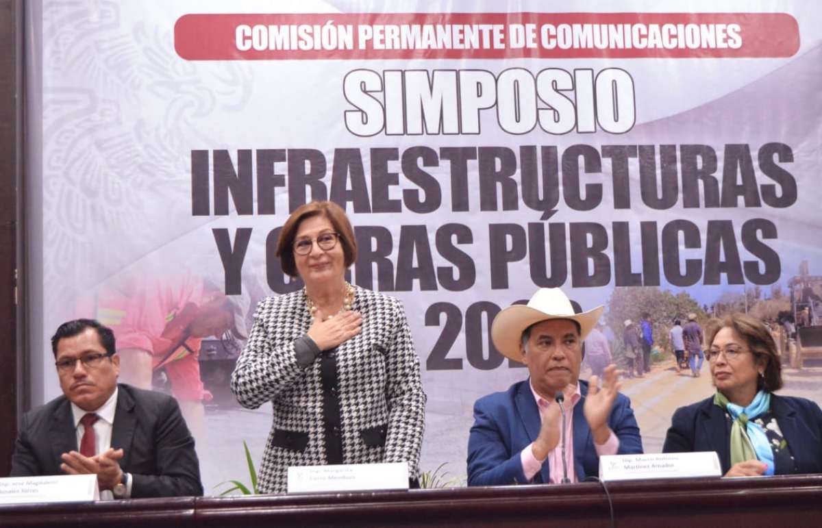 Congreso, firme colaborador para combatir el rezago en materia de obra pública: Mago Corro