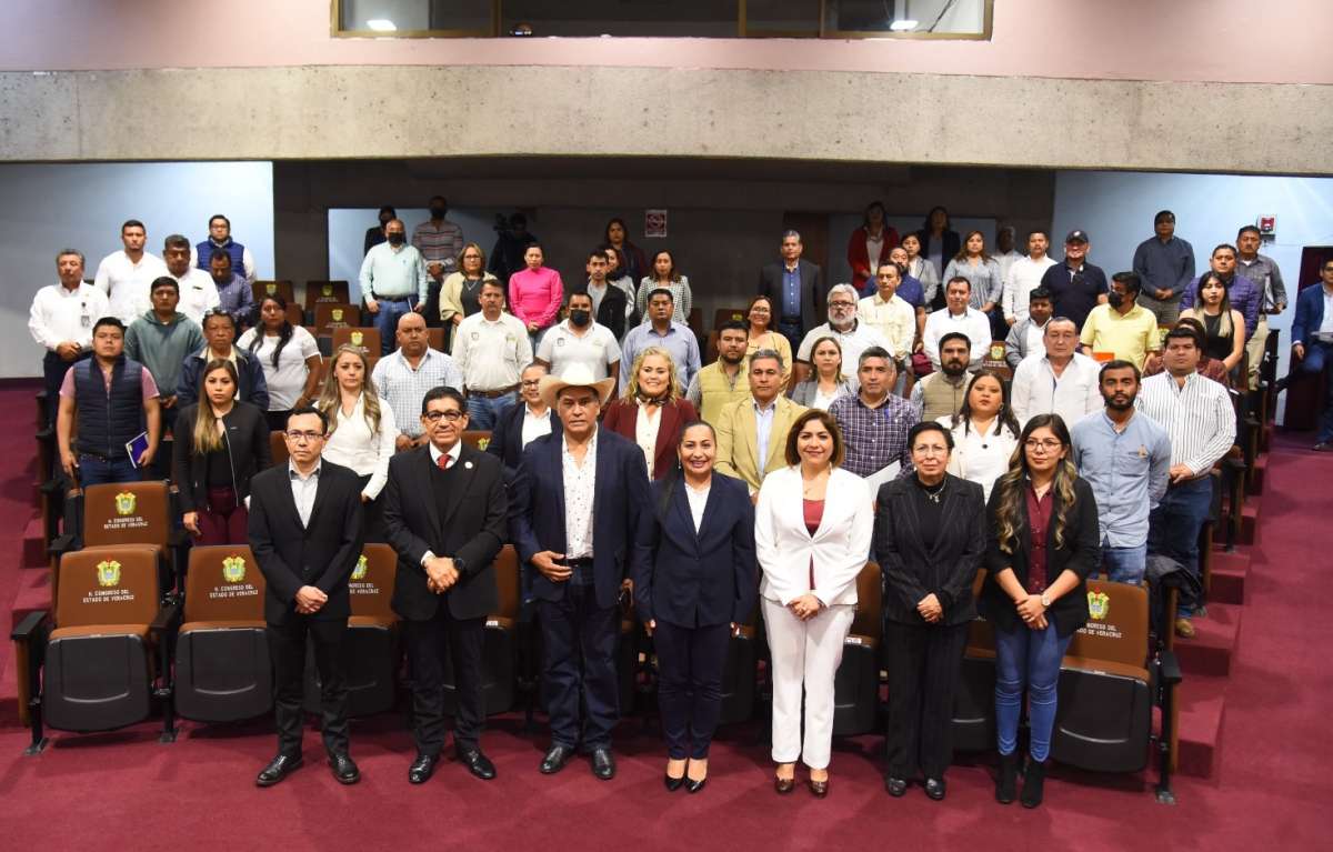 Concluye capacitación a munícipes sobre integración de proyectos de obra pública   
