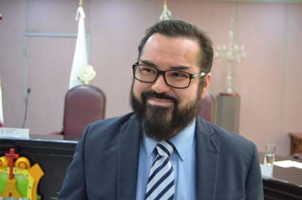Justicia social a la juventud del sur, inicio de funciones del Campus UV en Agua Dulce: Sergio Guzmán