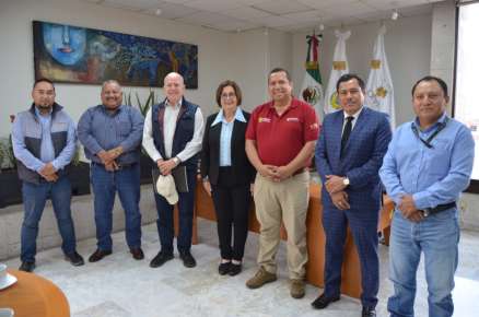 Buscan aguacateros que desde el Legislativo se regule e impulse la producción en Veracruz: Mago Corro