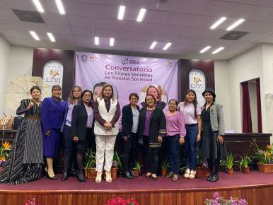 Participación histórica de la mujer en la función pública, herencia de luchadoras de nuestros derechos: Adriana Esther Martínez