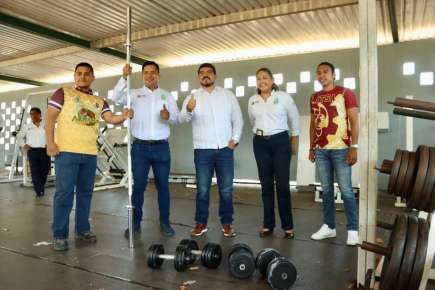 Zenyazen destaca la importancia de la supervisión de obras en escuelas como una garantía de transparencia