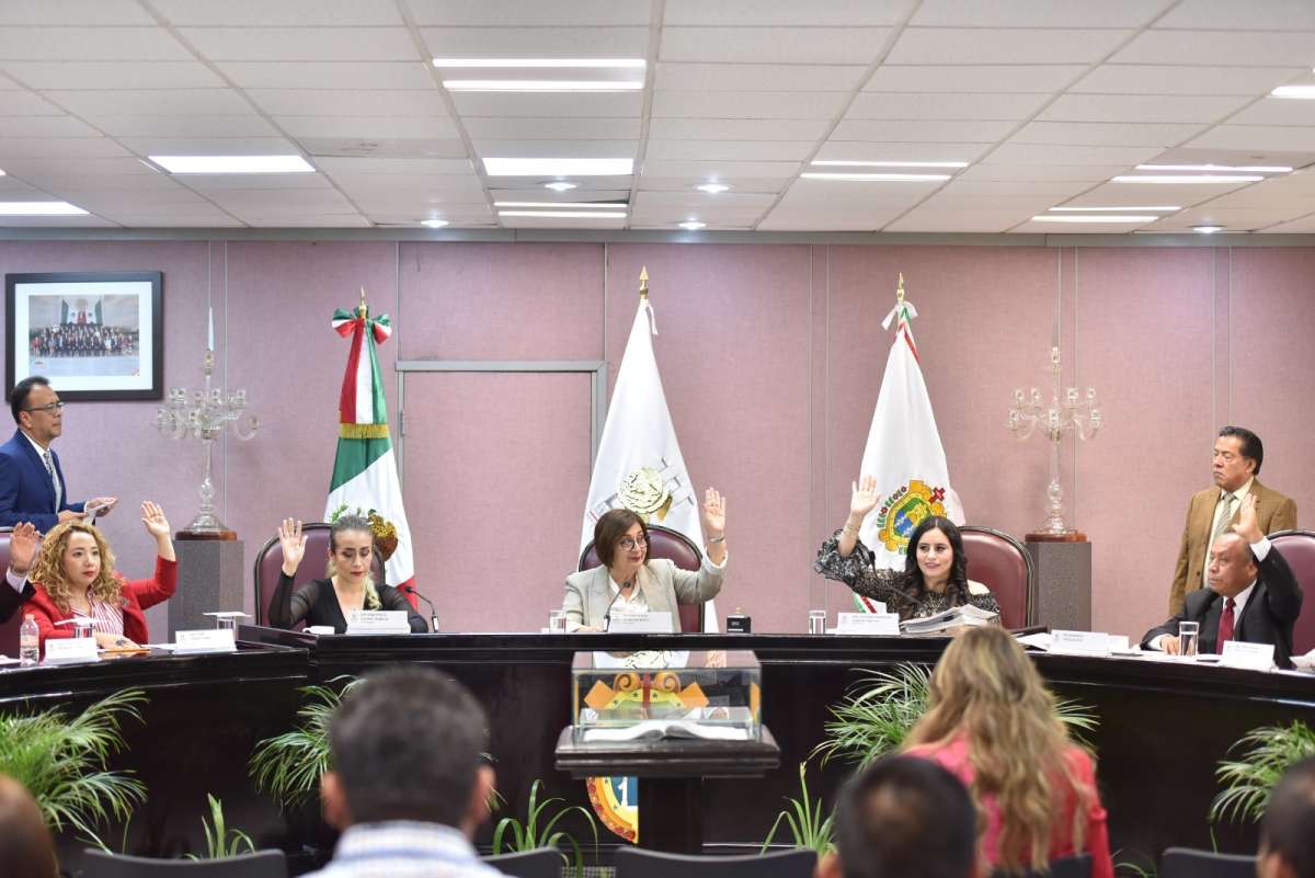 Propone gobernador incorporar en la Constitución local el derecho a la movilidad