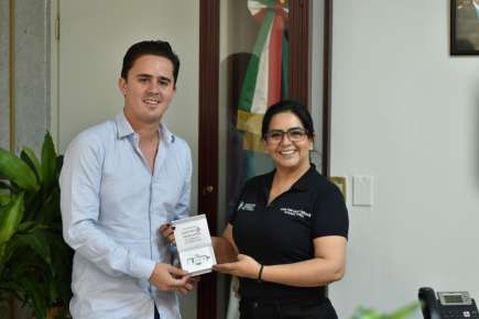 Recibe diputado Rafael Fararoni la Política Estatal Anticorrupción   