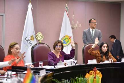 Aprueba Diputación Permanente dictámenes a favor de municipios   