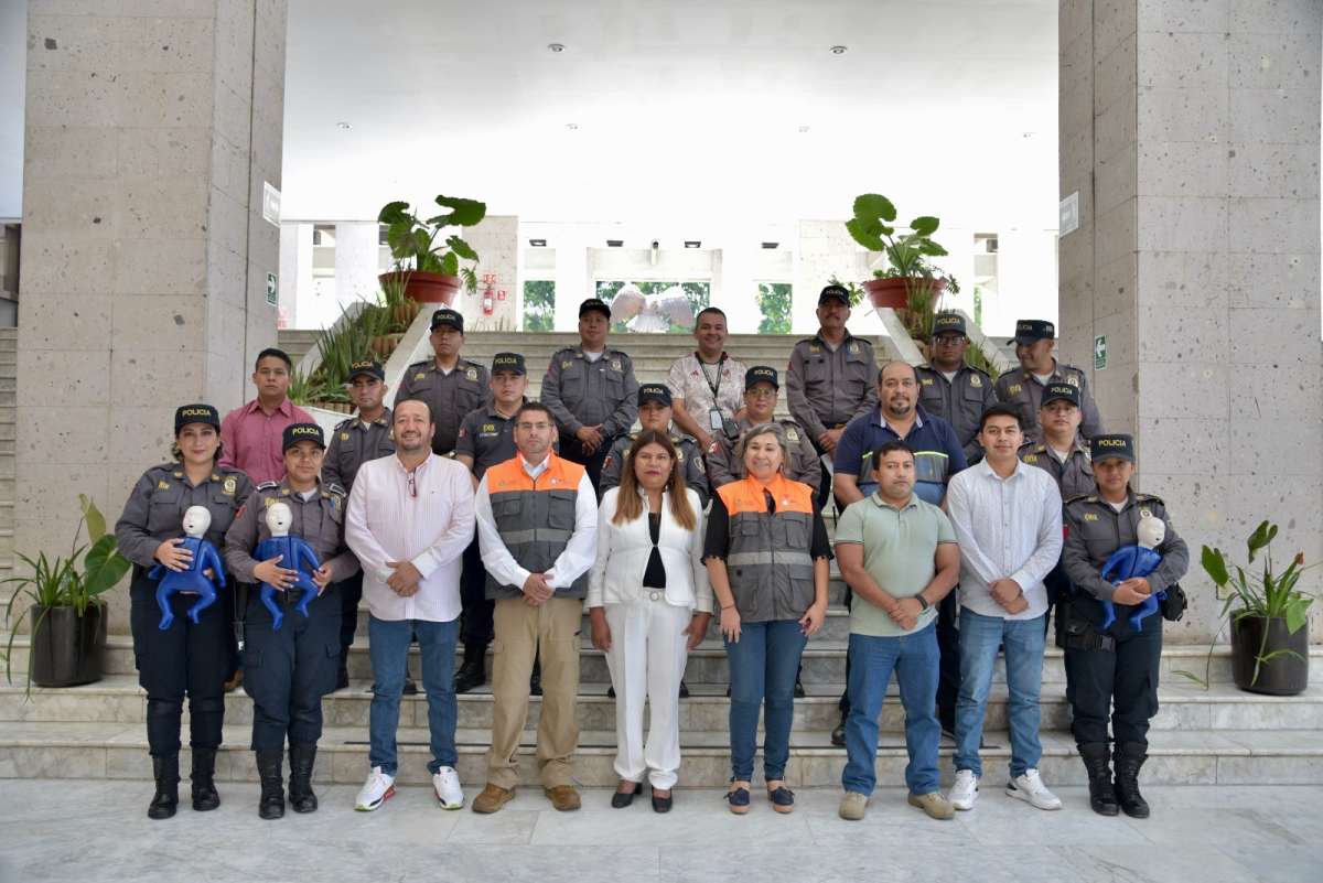 Constata Diputada capacitación a personal de seguridad del Congreso local