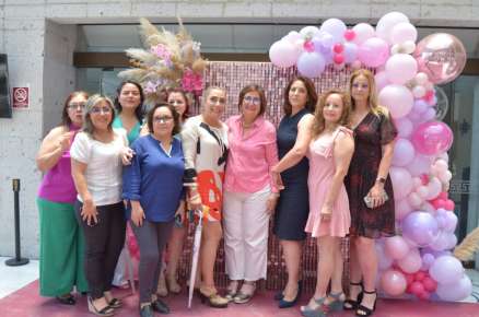 Mamás, ejemplo de lucha, empoderamiento y garantes del bienestar de sus familias: Mago Corro