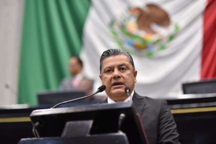 Sería delito abandonar a mujeres embarazadas