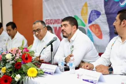 Zenyazen le cumple a la juventud de la región en las Altas Montañas con obra del CONALEP