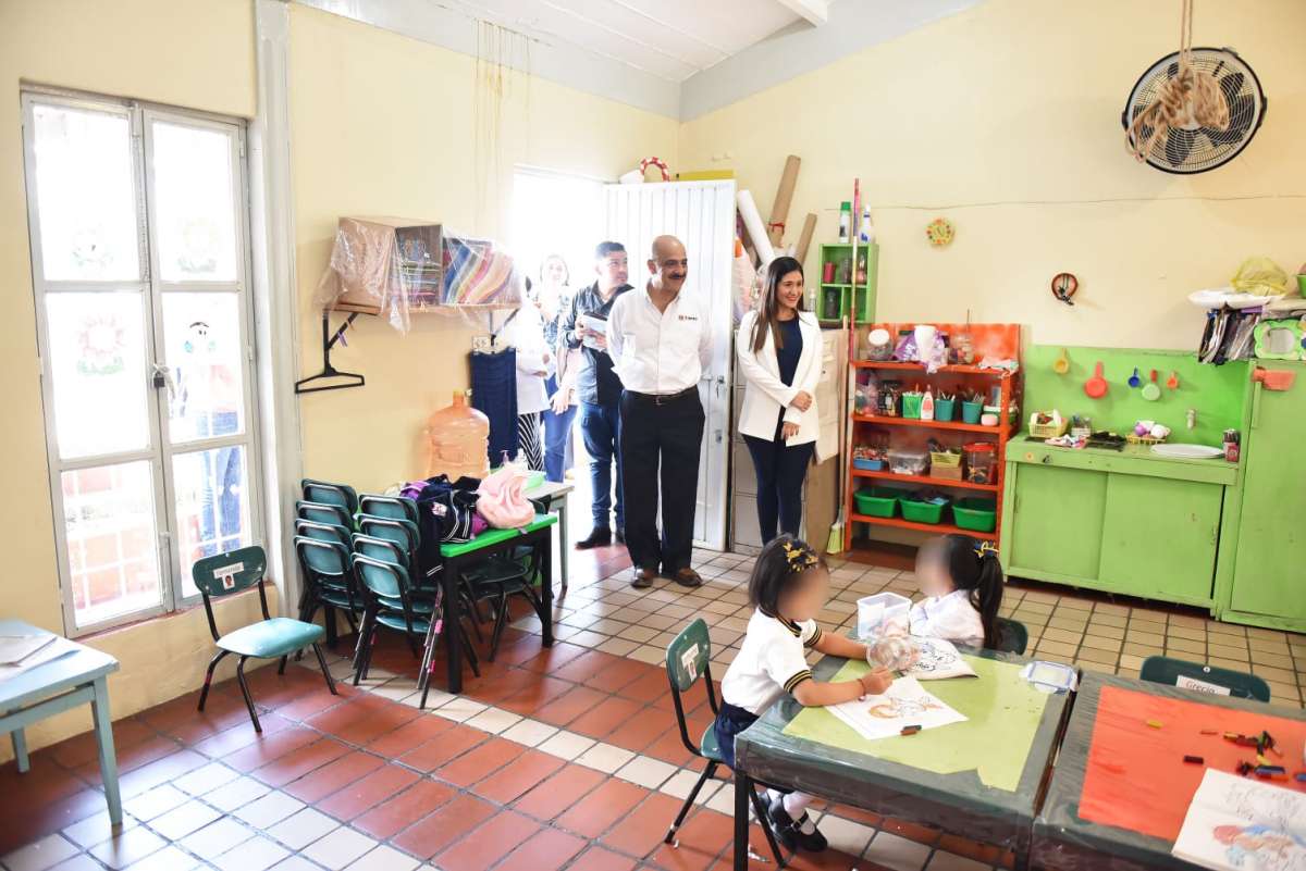 Visita Ricardo Ahued jardín de niños "José María Morelos y Pavón"