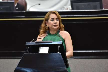 Presenta Diputada iniciativa que amplía la atención al cáncer de mama   