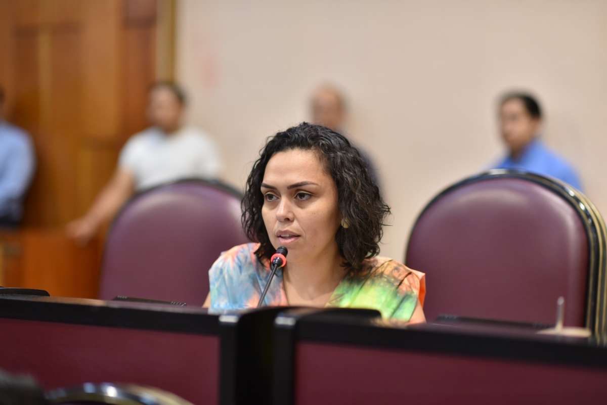 Mejorar condiciones de policías, propone Diputada   