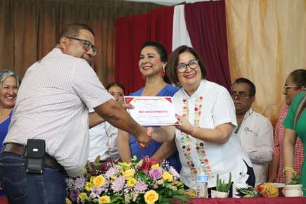 Niñez veracruzana, tesoro invaluable y compromiso para seguir trabajando por su bienestar: Mago Corro