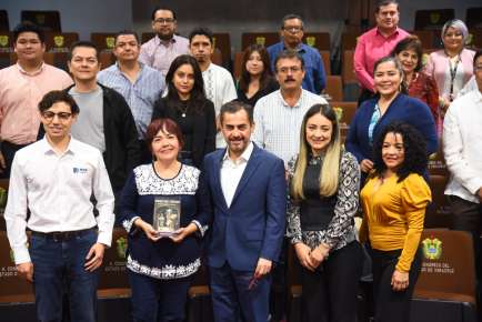 Presentan en el Congreso el libro Voces del pasado   