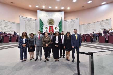 Rinden protesta titulares de OICs de organismos autónomos y Congreso local