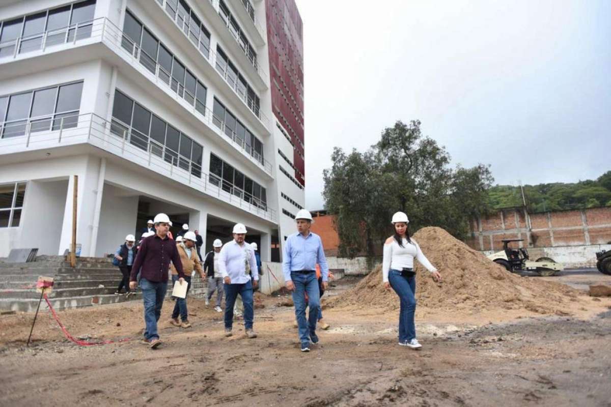 Zenyazen celebra respaldo del gobernador Cuitláhuac García en mejora de espacios educativos