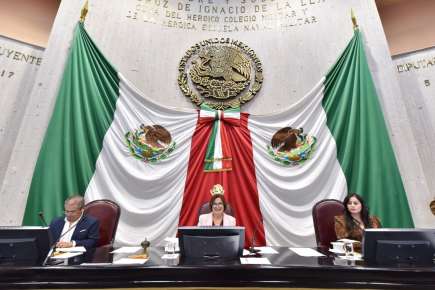 Designa Congreso a acreedora a la Medalla “Heberto Castillo Martínez” 2023