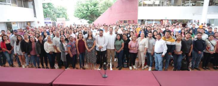 Zenyazen dijo: esta administración va por el rescate de las lenguas originarias