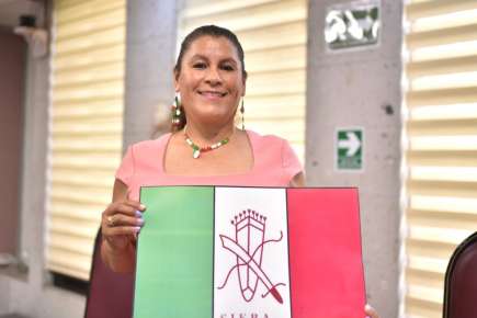 Expone Diputada importancia de la Bandera Siera