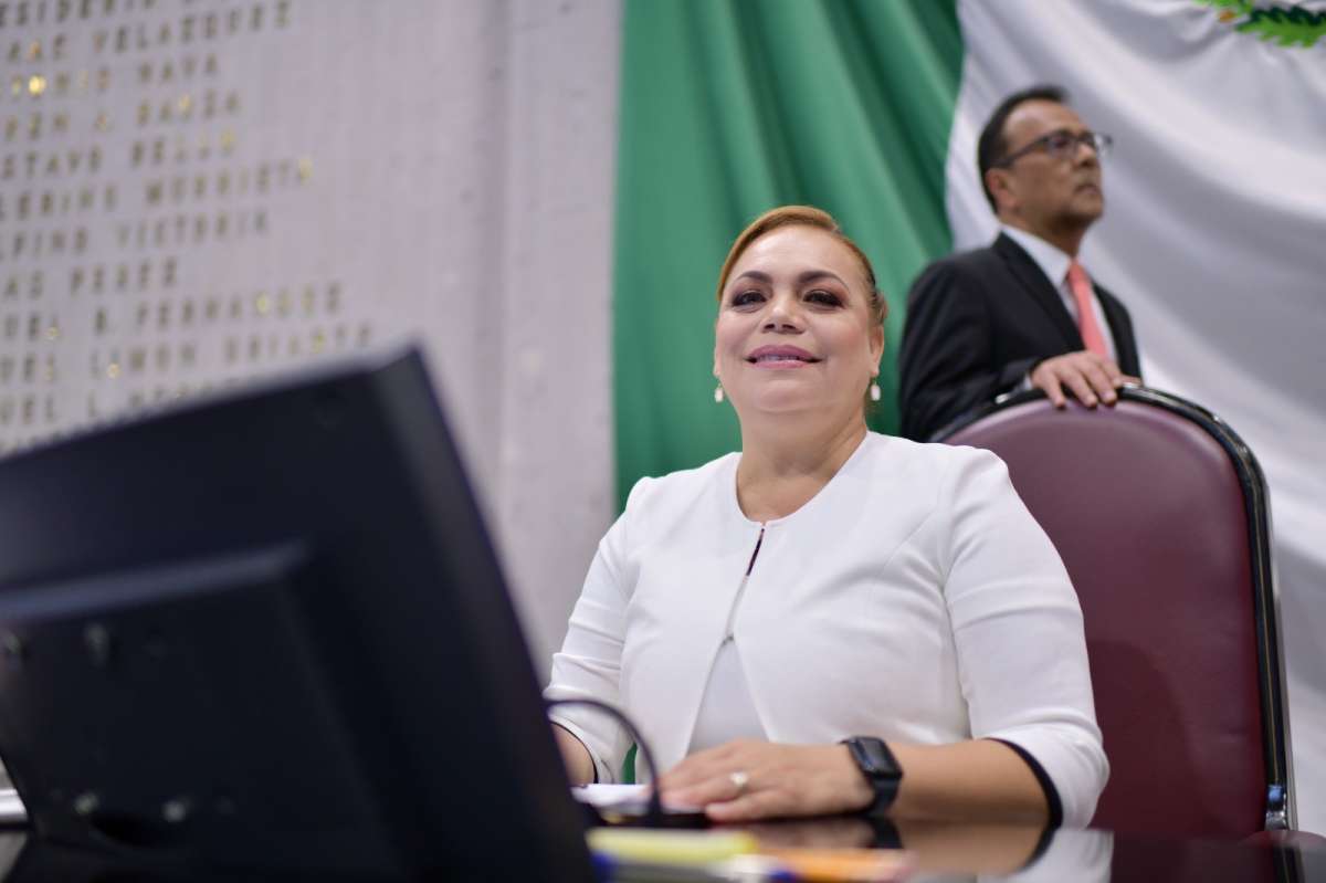 Plantea diputada que adultos mayores paguen la mitad de verificación vehicular