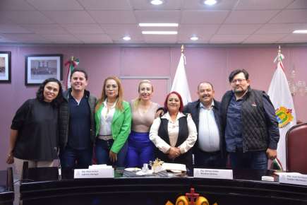 Ante Comité evaluador, exponen propuestas de memorial a las y los héroes de la salud