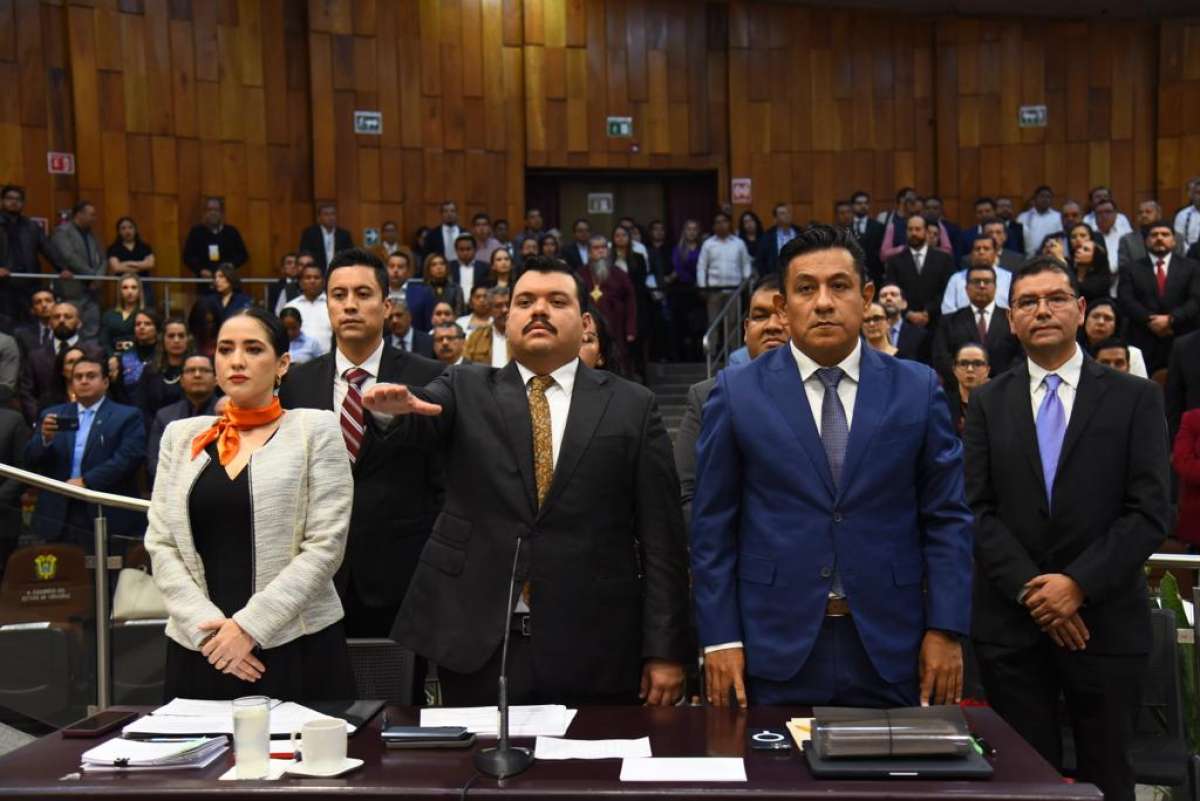 Inicia Congreso comparecencias por Quinto Informe de Gobierno   