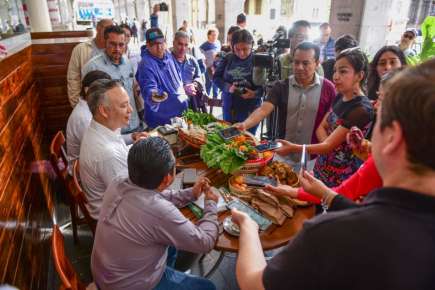 Promueven Ayuntamiento y Gobierno del Estado el consumo local