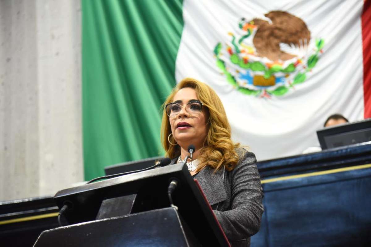 Propone Diputada prohibir lanzamiento de globos de helio al aire libre   
