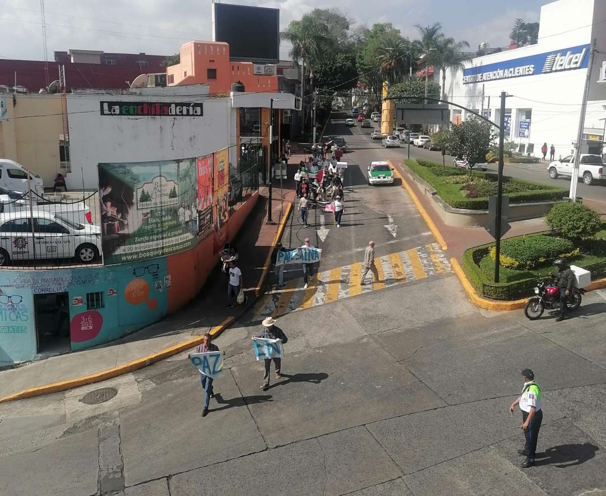 Marchan xalapeños en apoyo a Palestina,    exigen un alto al fuego al gobierno israelí 