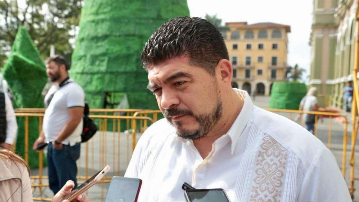 Zenyazen Escobar García impulsa inversión de 12 millones de pesos para extensión de la UTCV en Córdoba
