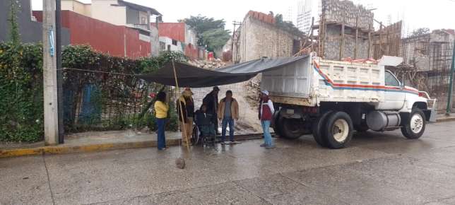 Empresa constructora xalapeña sigue sin pagar a transportistas de materiales de construcción de la ciudad de Córdoba     