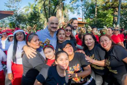 Realiza Ayuntamiento Zumbatón en el parque Juárez