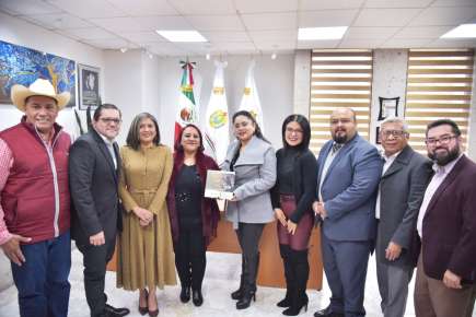 Congreso local recibe el informe anual de labores del TRIJAEV