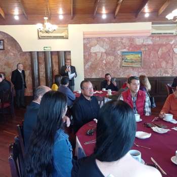 Académicos y profesionistas demandan a candidatos un contacto más directo con las y los ciudadanos    