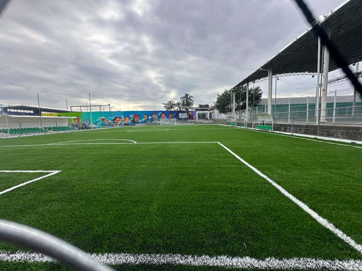 Inaugura Presidente mural "Ilustres Deportistas de Córdoba" y cancha seven “El Mexicano”