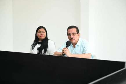 Solicita licencia alcalde de Martínez de la Torre; será el coordinador de la campaña de Rocío Nahle    