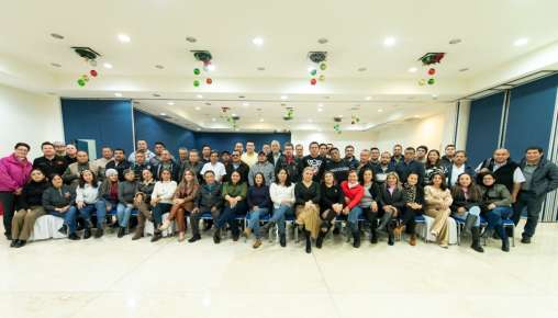 Reconocen autoridades municipales a Periodistas en su día