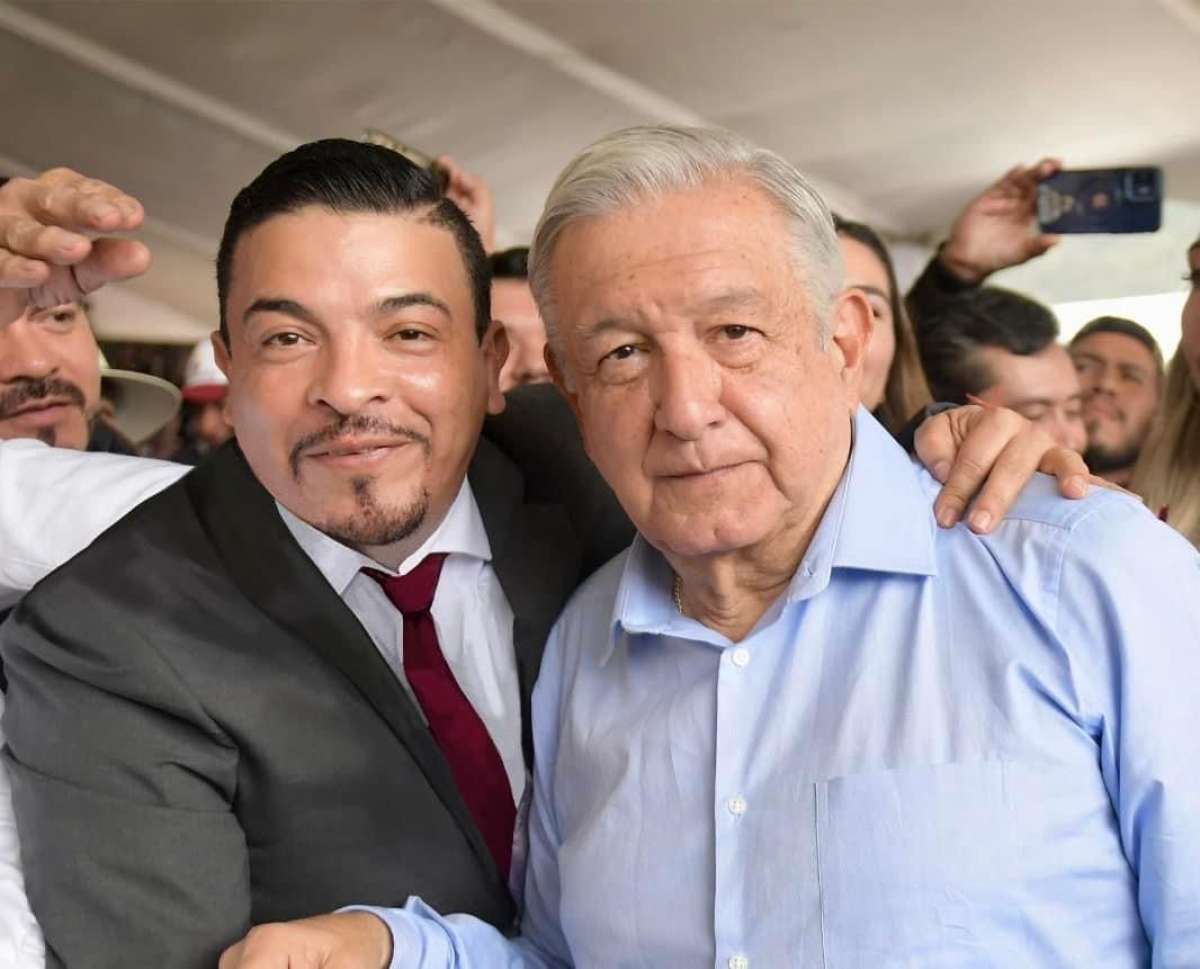 Juan Javier Gómez Cazarín, saludó y dialogó con el Presidente de México Andrés Manuel López Obrador.
