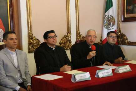 Actuar con respeto para evitar romper lazos familiares  por cuestiones políticas, pide el Arzobispo de Xalapa  
