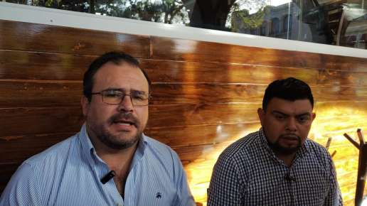 Más denuncias en contra del alcalde de Ayahualulco por desvío de recursos público, presenta regidor único    