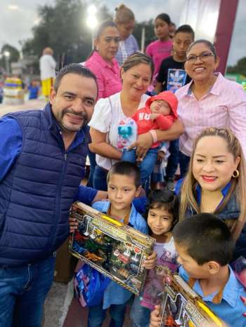 Niños Higuenses Vivieron la Magia del día de Reyes   