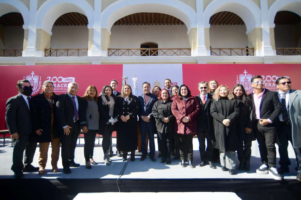 Asiste Congreso a conmemoración de los 200 años de Veracruz como parte de la Federación