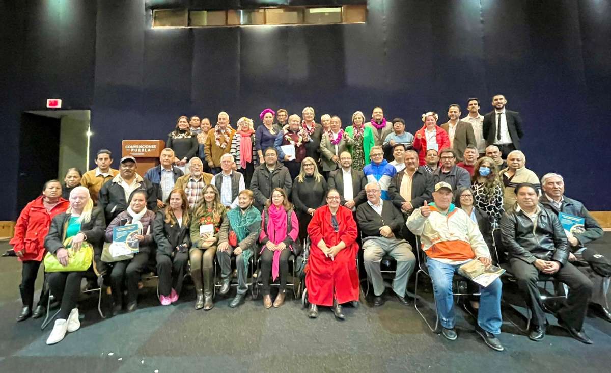 Presume Veracruz modelo de cooperativas mediante purificadoras de agua   