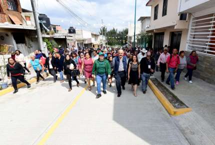 Con obra pública, Ayuntamiento impulsa la igualdad social