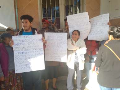 Ejidatarios toman oficinas del RAN de Xalapa,  acusan falta de solución a sus trámites   