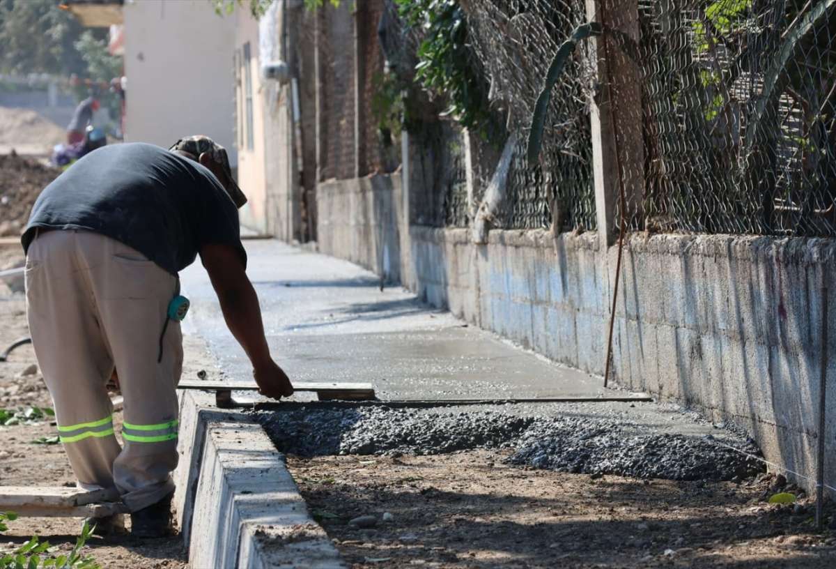 Realiza Supervisión de Obras Oscar Guzmán de Paz