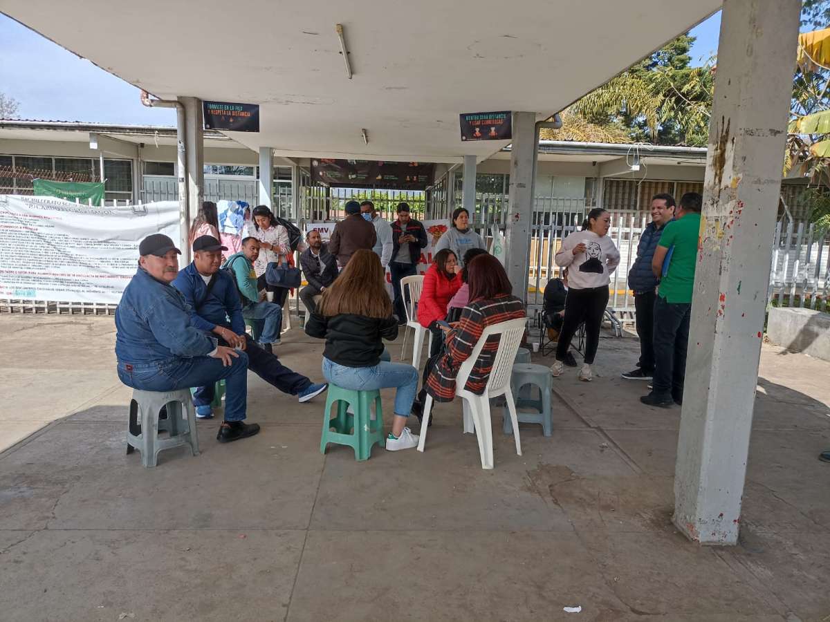 Mantiene el SMV tomadas las instalaciones de la Escuela de Bachilleres Artículo Tercero Constitucional   