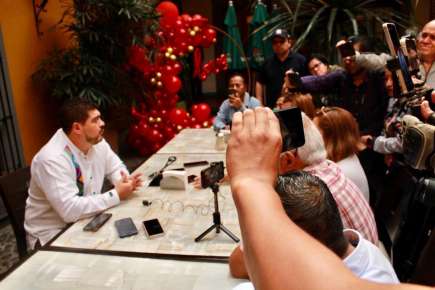 Zenyazen es candidato a diputado federal por Córdoba