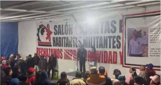 Pide Antonio Luna servicios públicos para Colonia Cardenista en la Localidad La Palma de Xalapa.